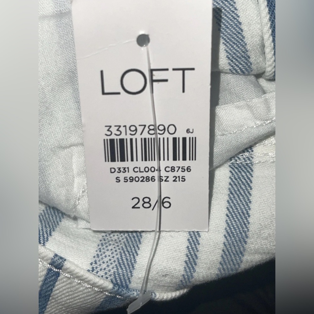 LOFT Women's Sz 6 / 28 Blue & White Striped Denim Cut Off Shorts NWT - Picture 9 of 9